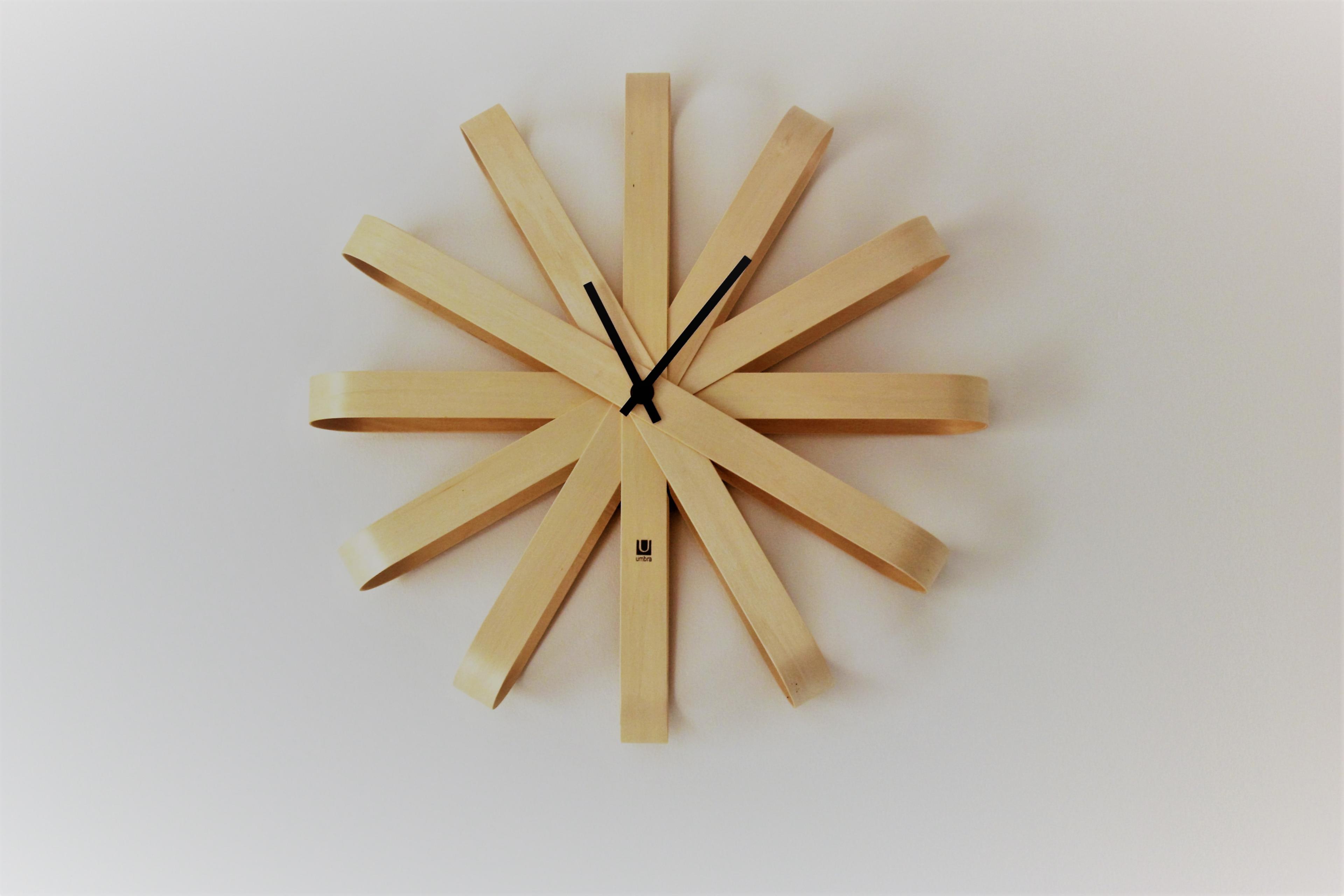 horloge minimaliste